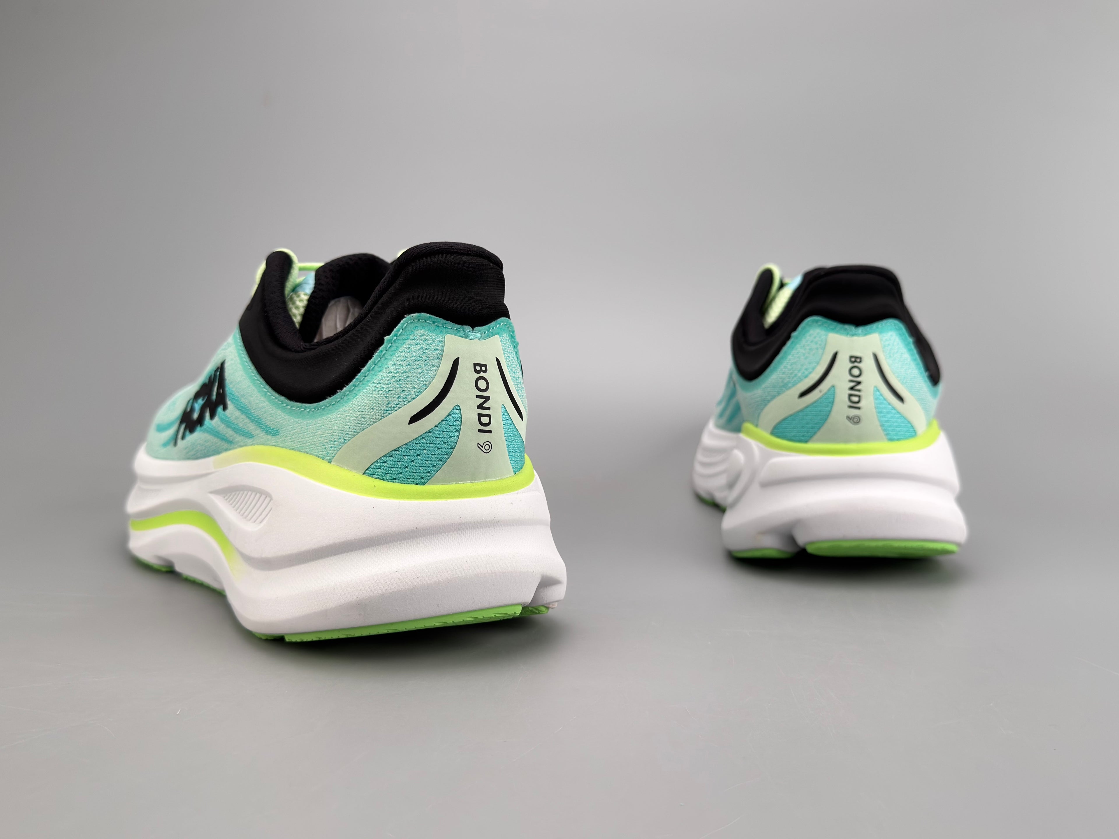 Tênis Masculino Hoka Bondi 9 - Verde