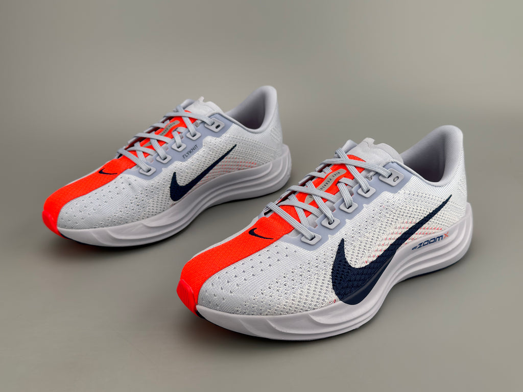 Tênis Nike Pegasus Plus - Cinza e Laranja