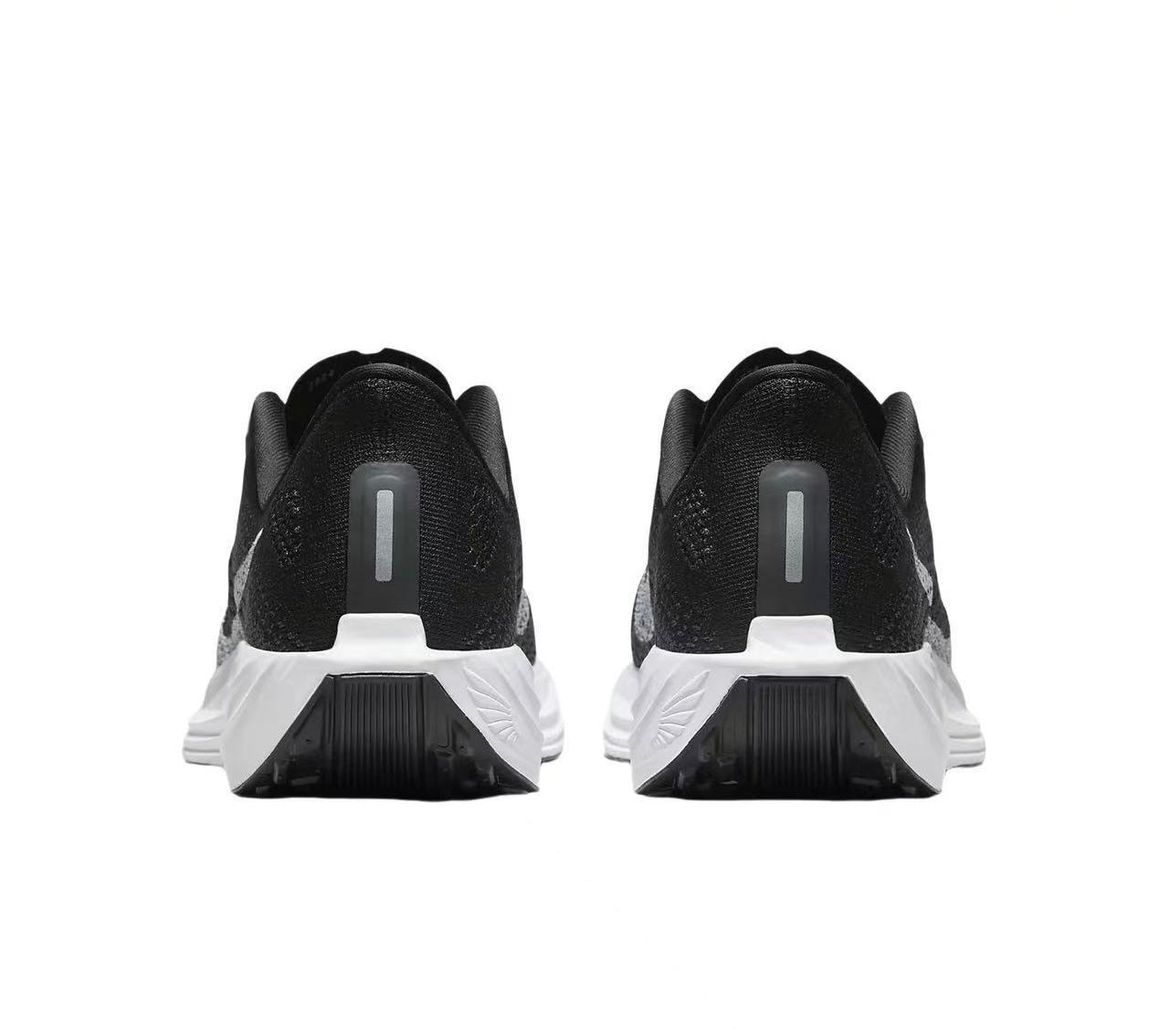 Tênis Nike Pegasus Plus - Preto