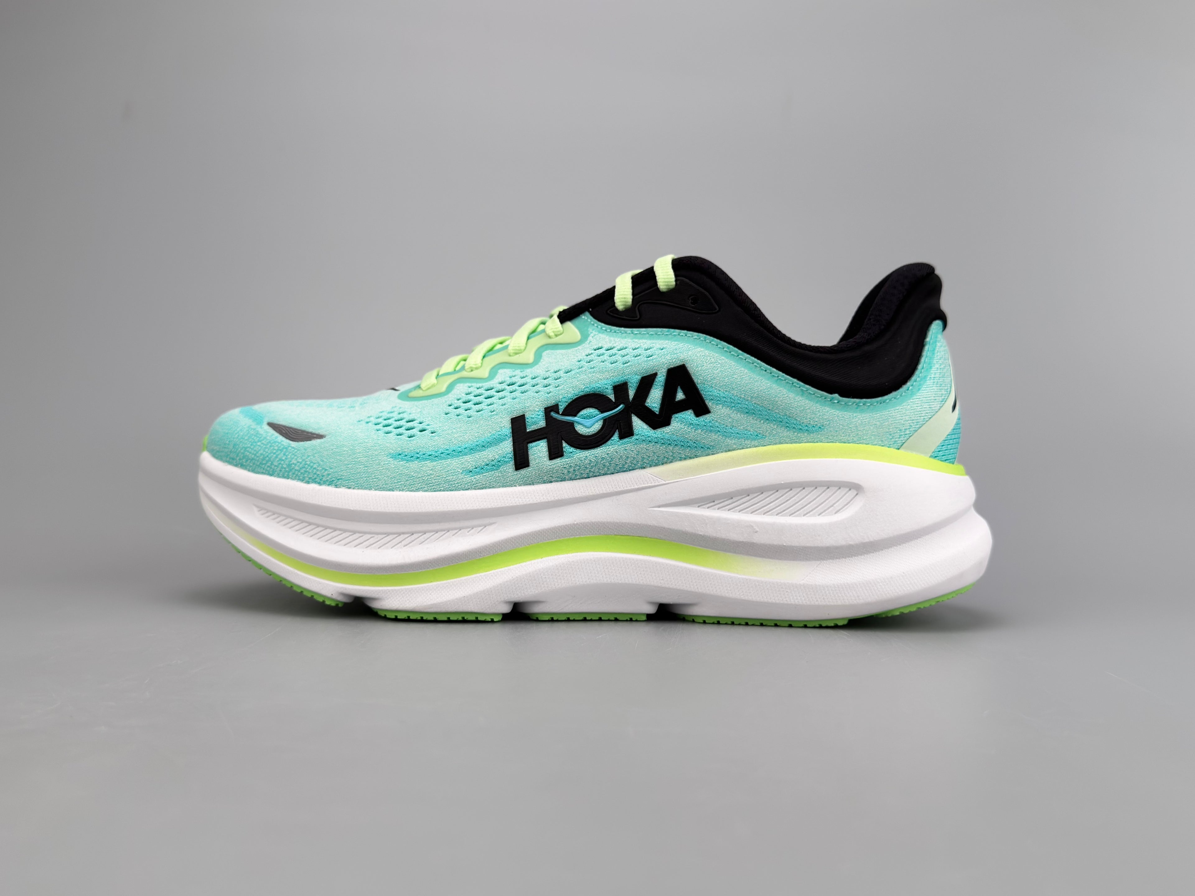 Tênis Masculino Hoka Bondi 9 - Verde